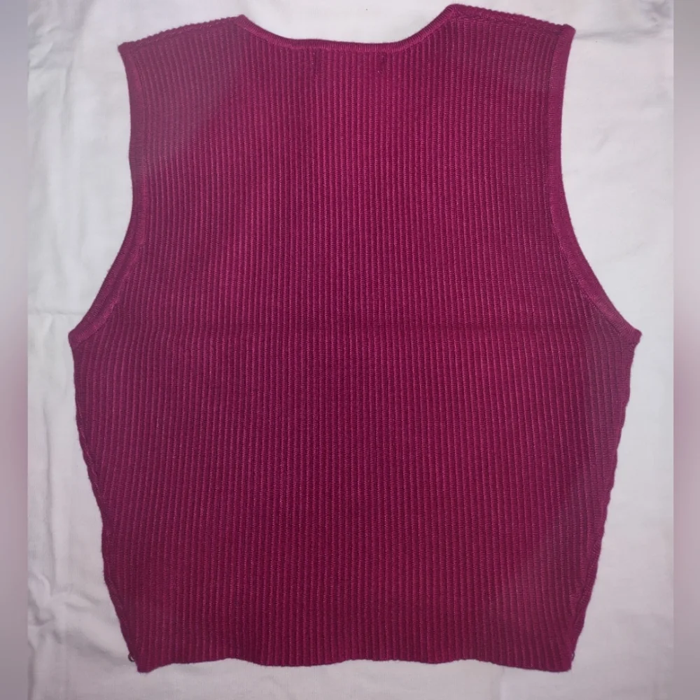 House of Harlow 1960 Crewneck Ribbed Knit Crop Top - Picture 3 of 8
